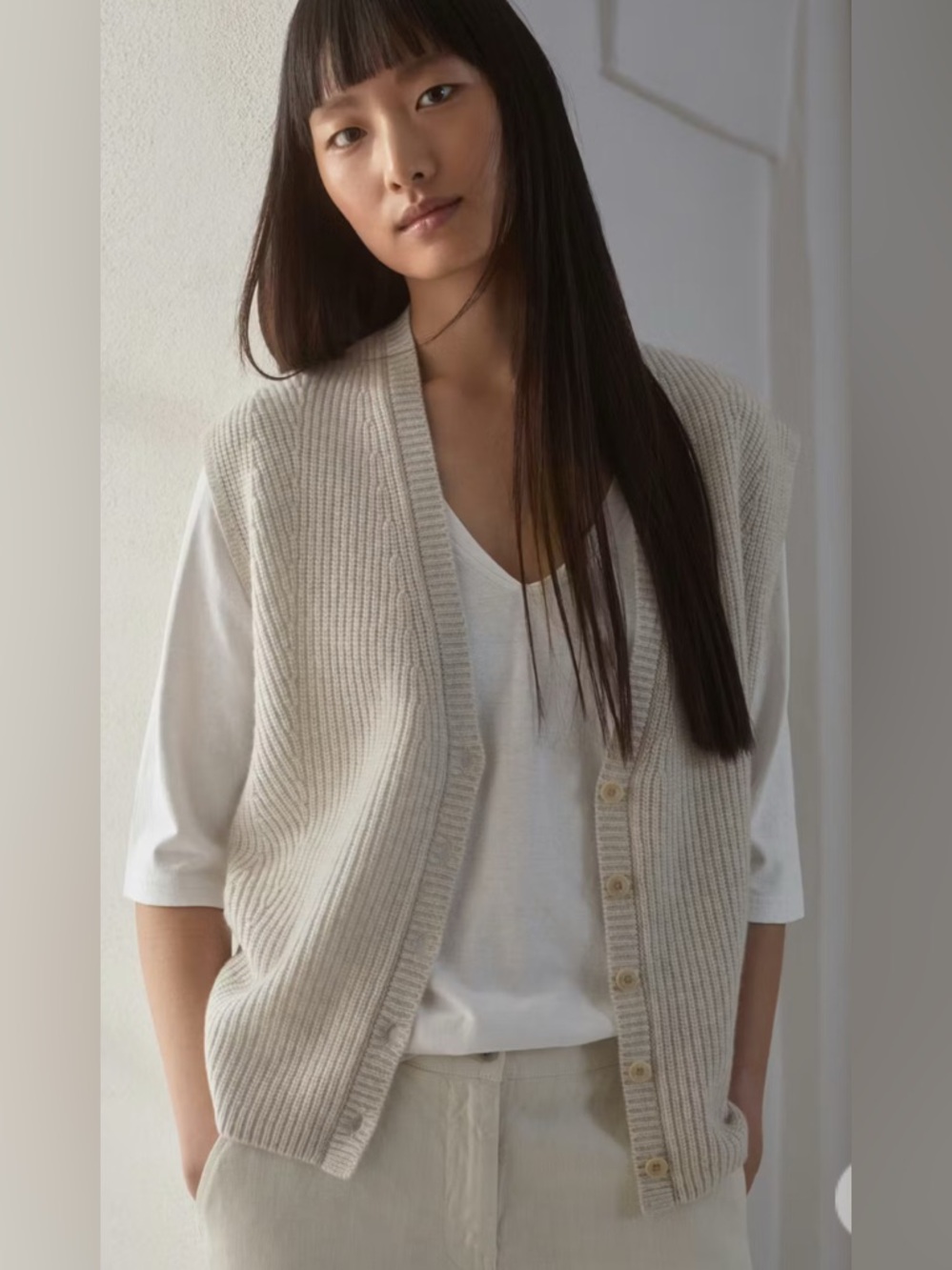 Poetry SLEEVELESS RIBBED CARDIGAN
Pure‎ cashmere